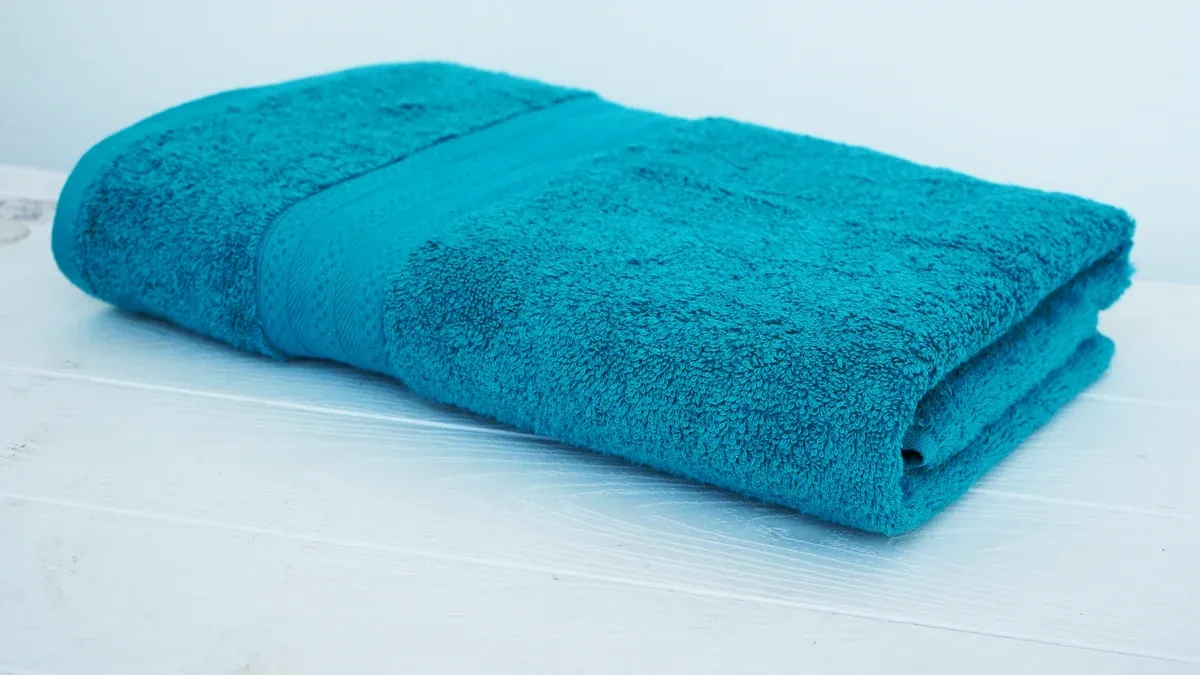 Comparing the Best Hand Towels & Suppliers